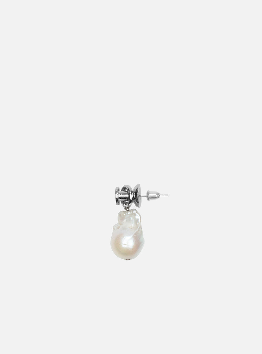 A MIDNIGHTFACTORY Baroque-pearl with push-pin earring on a white background.