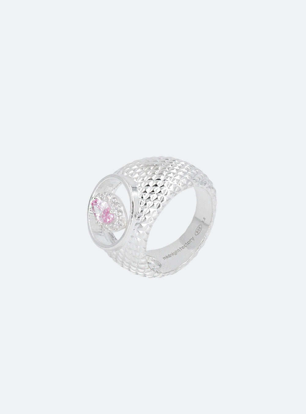 A MIDNIGHTFACTORY Cat-eye cutout cocktail signet ring with a pink stone on a white background.