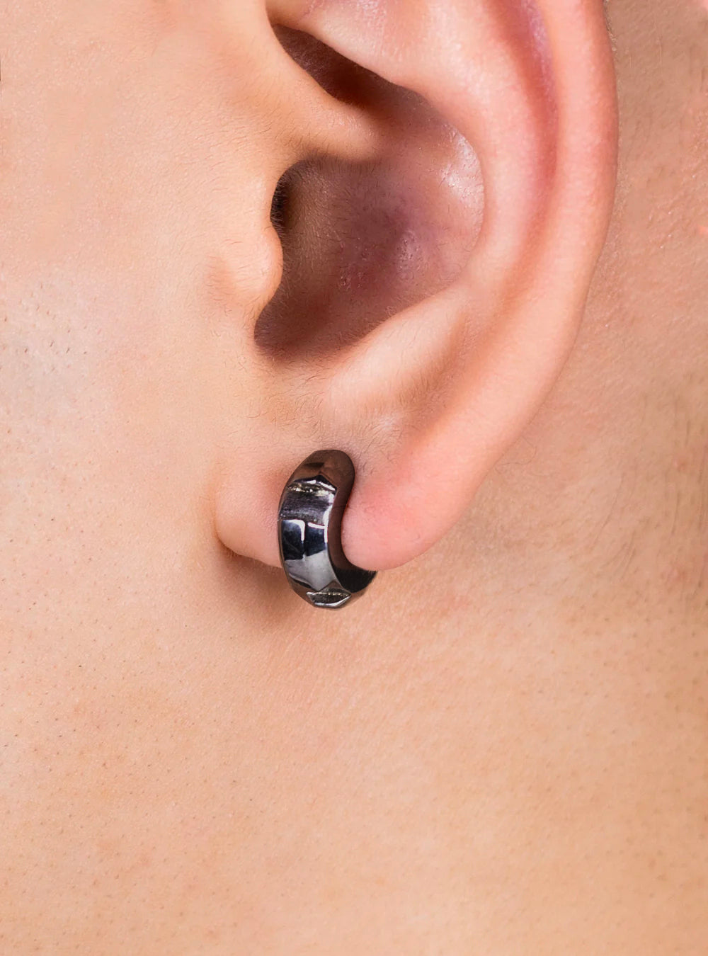 Chuck-nut huggie earrings