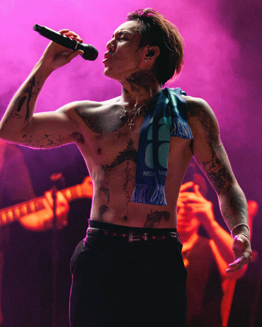 DPR IAN wearing MIDNIGHTFACTORY Necklaces and Rings for FIFA Fest