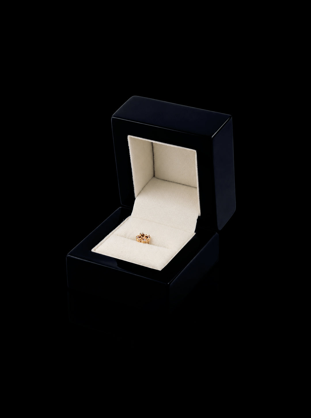Clover-cross quadruplets 18K gold single earring [Made-to-order]