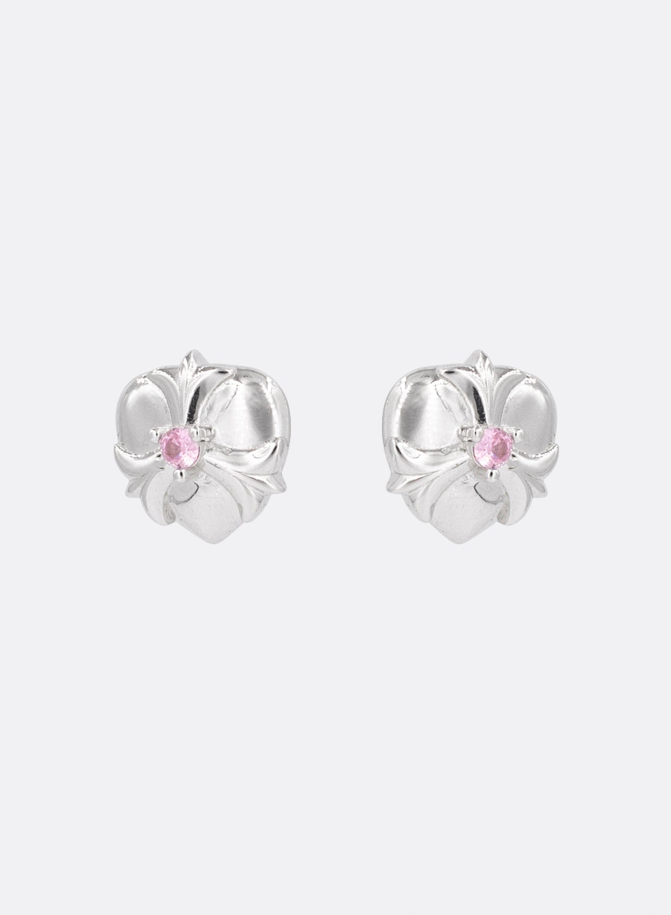 Petals on heart earrings (Pink)