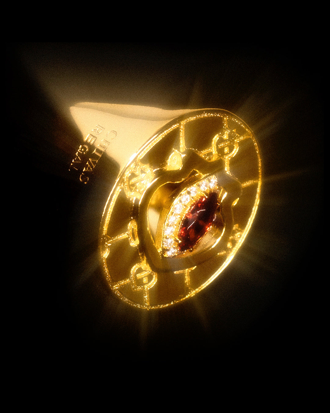 CHIVAS REGAL x MIDNIGHTFACTORY Dream Guardian signet ring - Gold