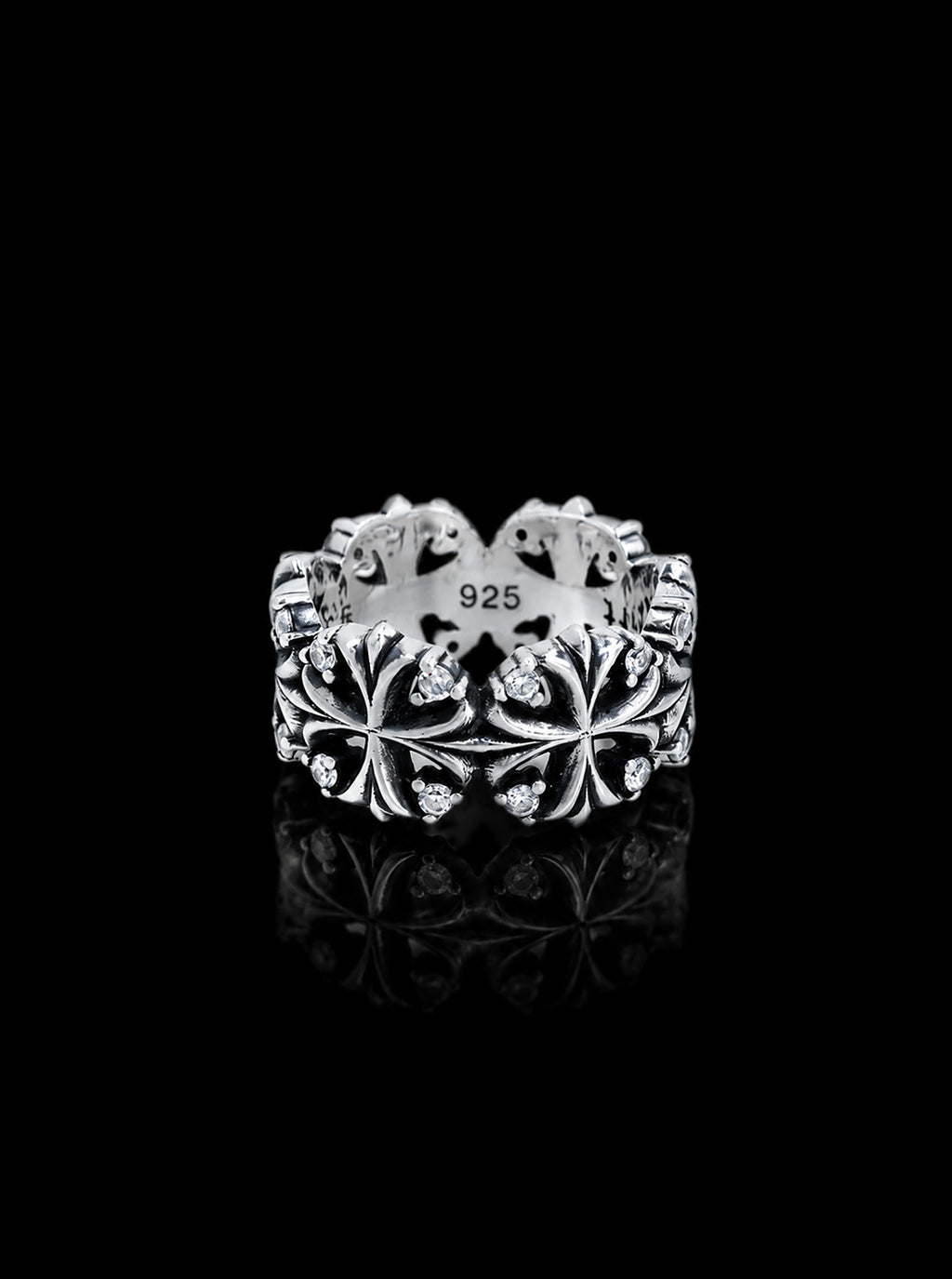 Clover-cross quadruplets oxidised ring