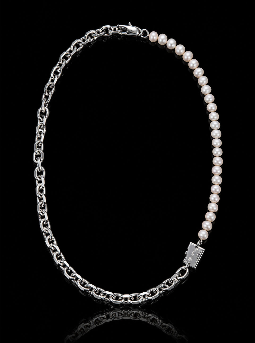 Micro-SD white freshwater pearls necklace