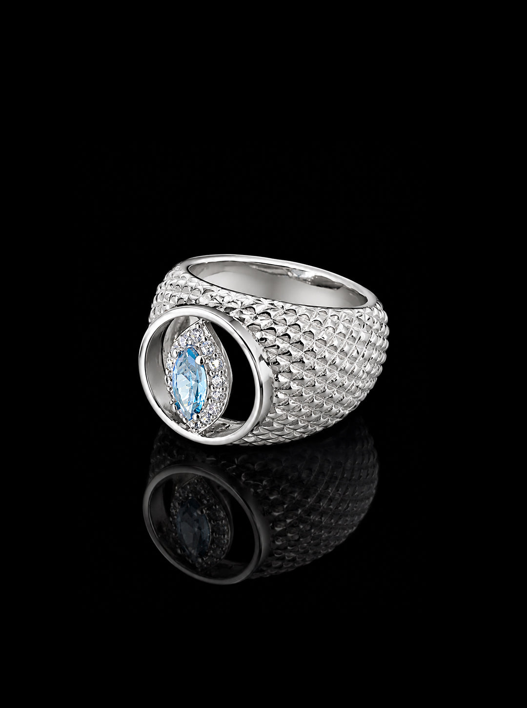 Cateye cut-out cocktail signet ring