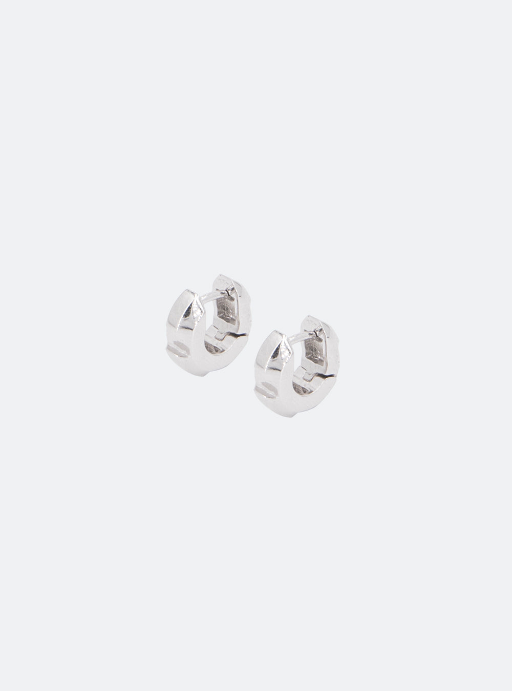 Chuck-nut huggie earrings