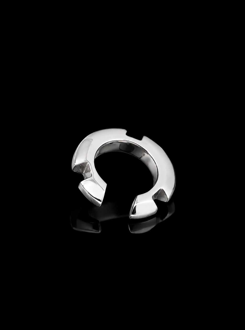 Chuck-nut single earcuff