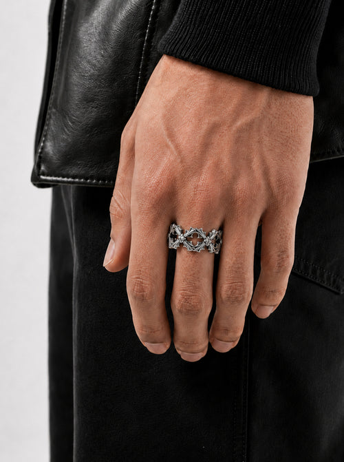 Clover cross oxidised ring [Pre-order]