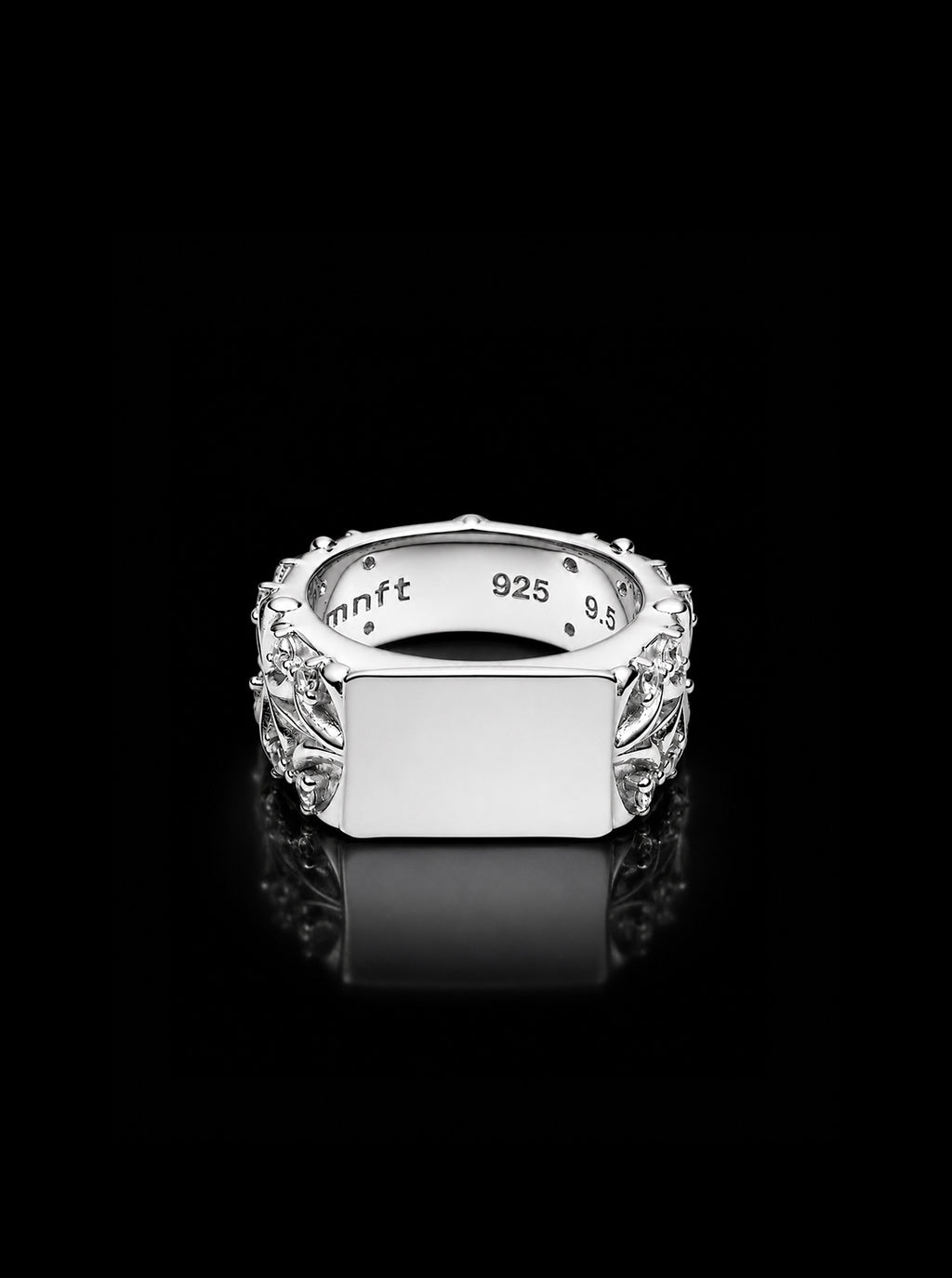 Clover cross quadruplets signet ring