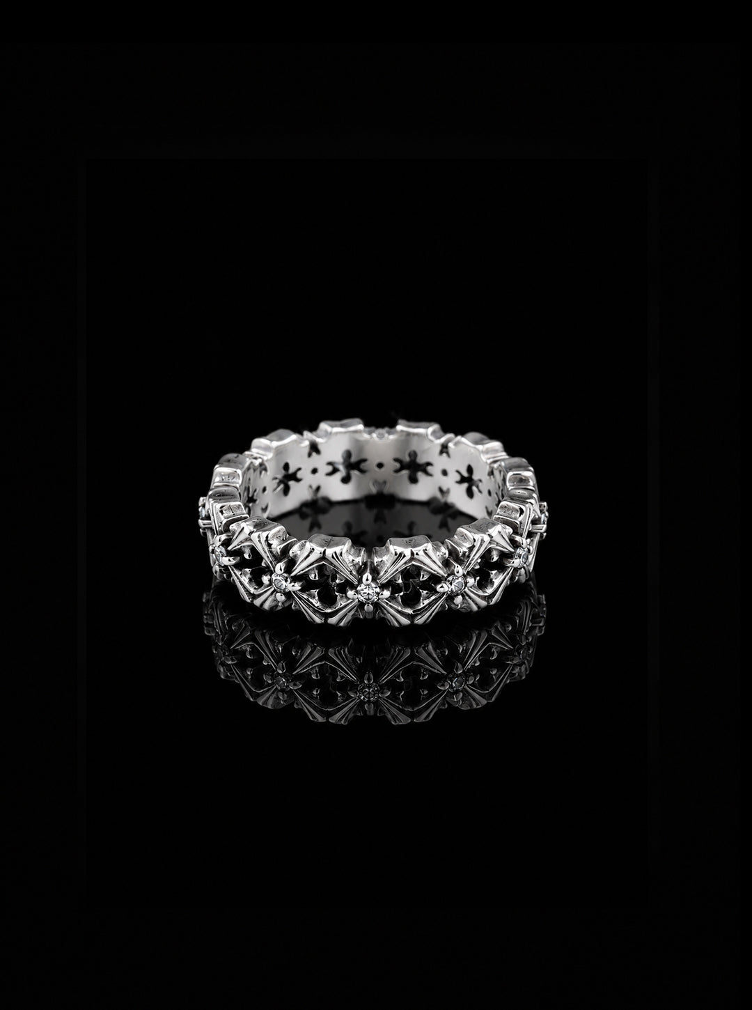 CRUCIS clover cross oxidised classic ring [Pre-order]