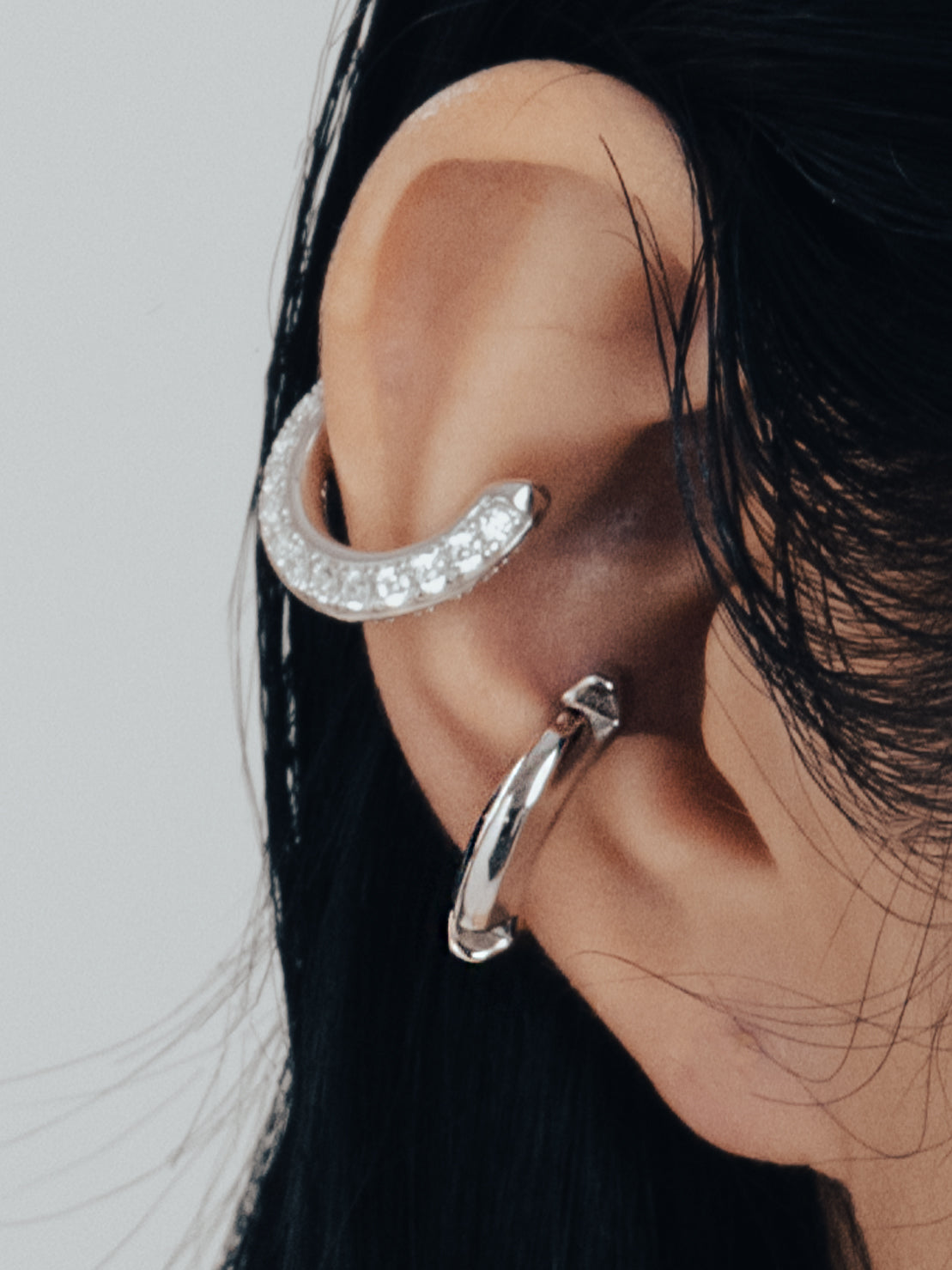 Chuck-nut single earcuff