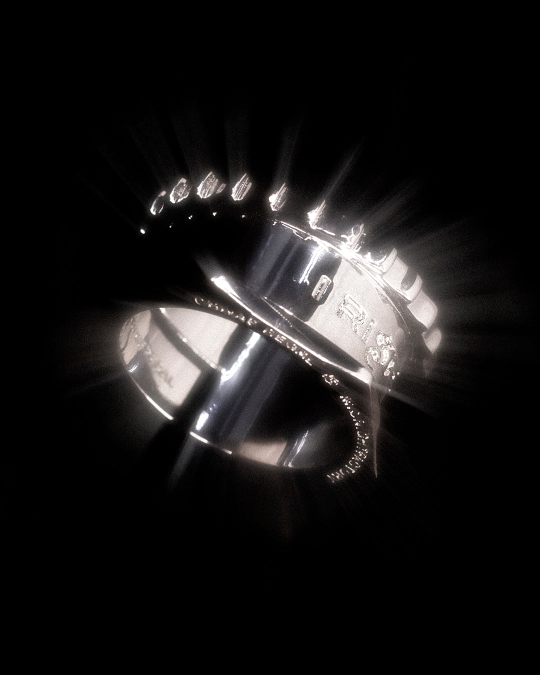 CHIVAS REGAL x MIDNIGHTFACTORY "I RISE,WE RISE" ring