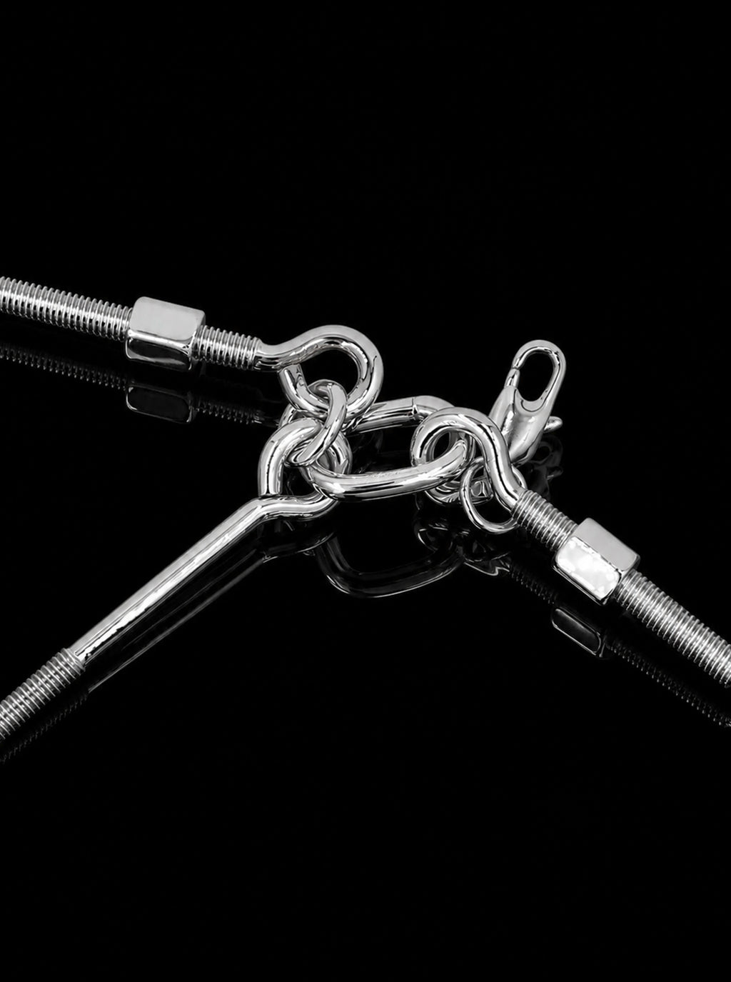Screw-bolts bar necklace