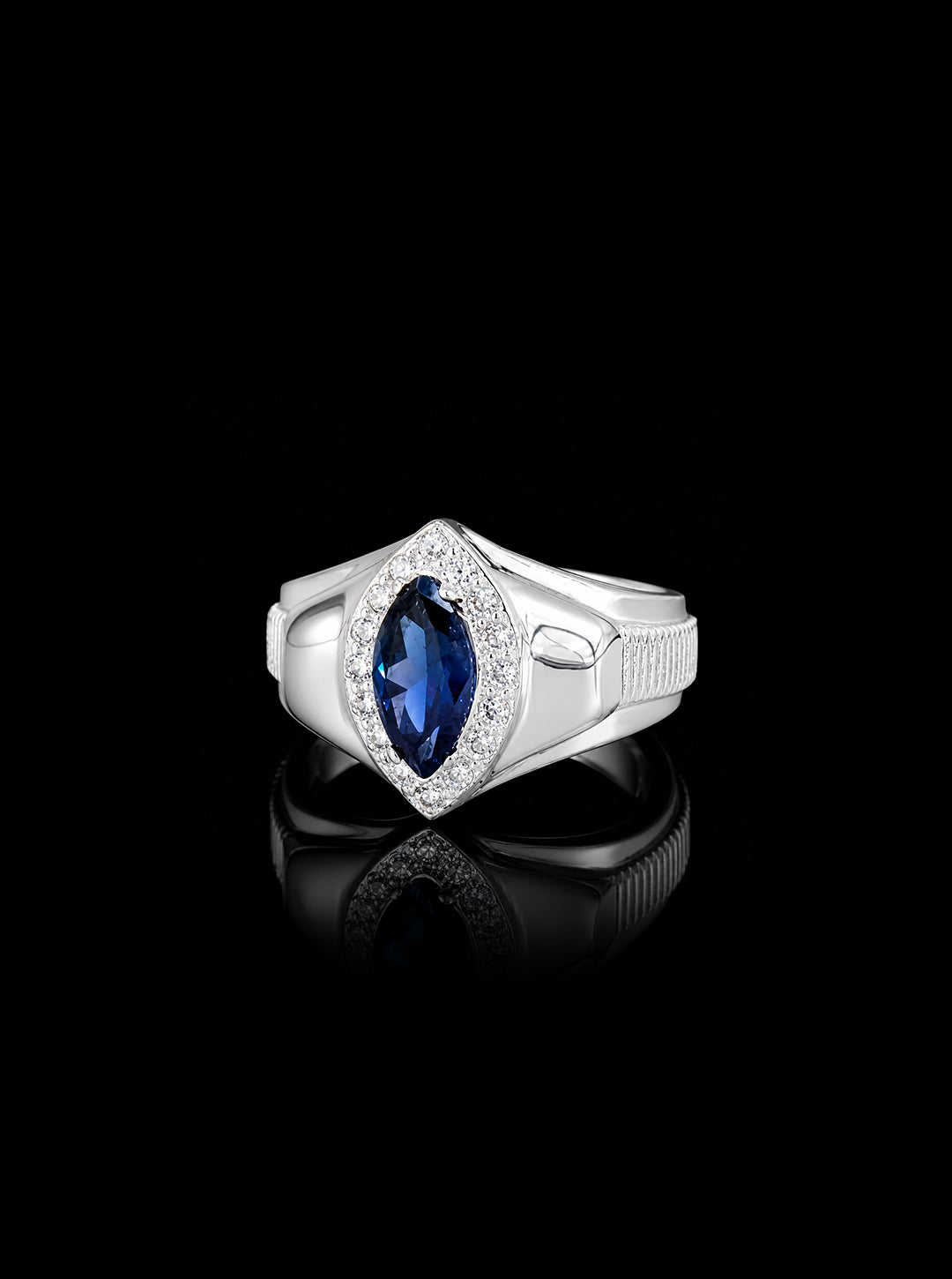 Mechanic cocktail ring
