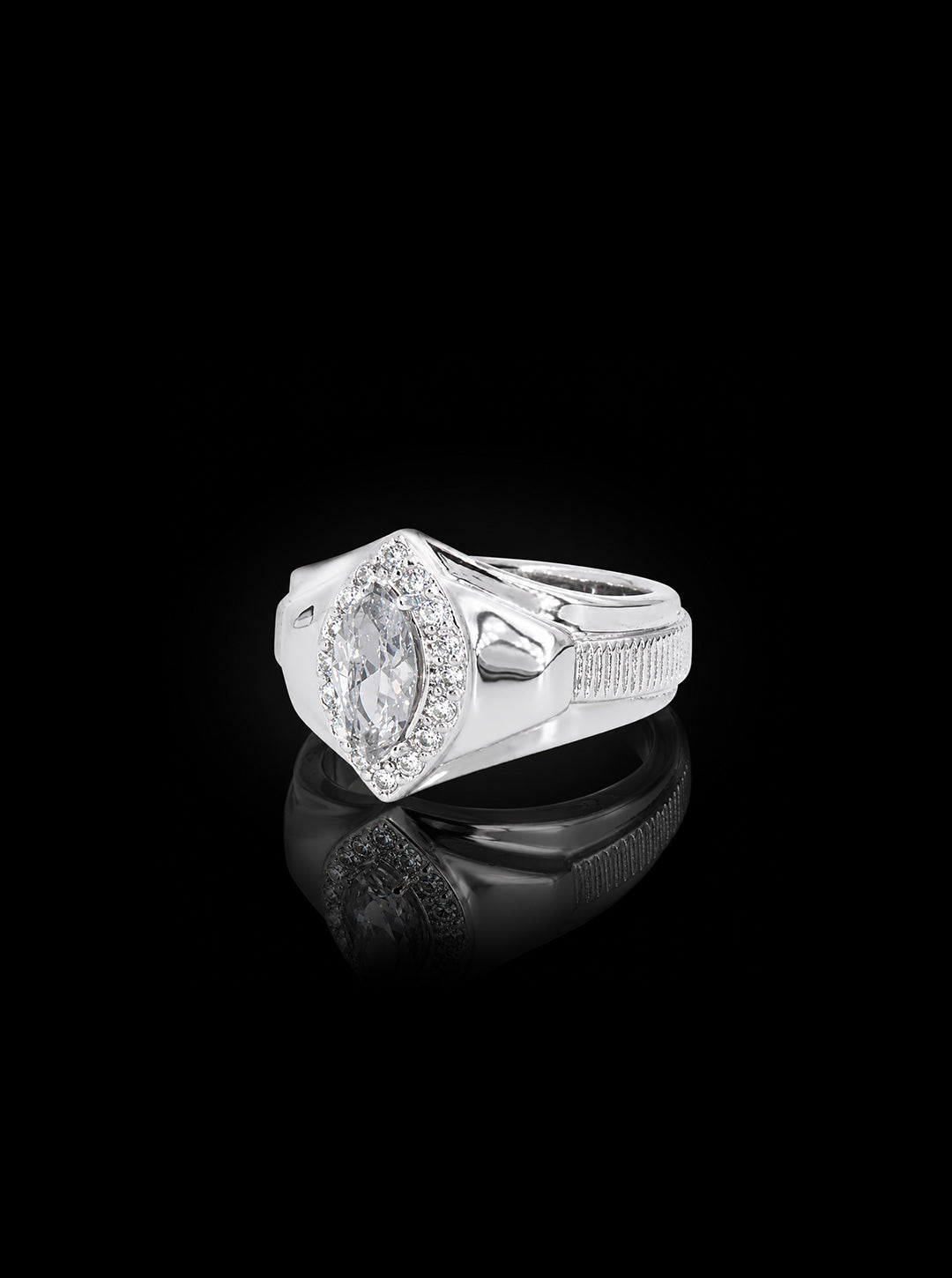 Mechanic cocktail ring