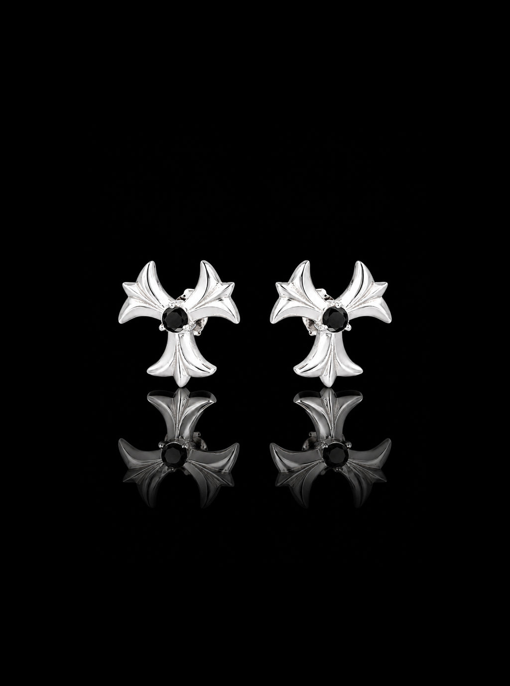 Petals ornament earrings