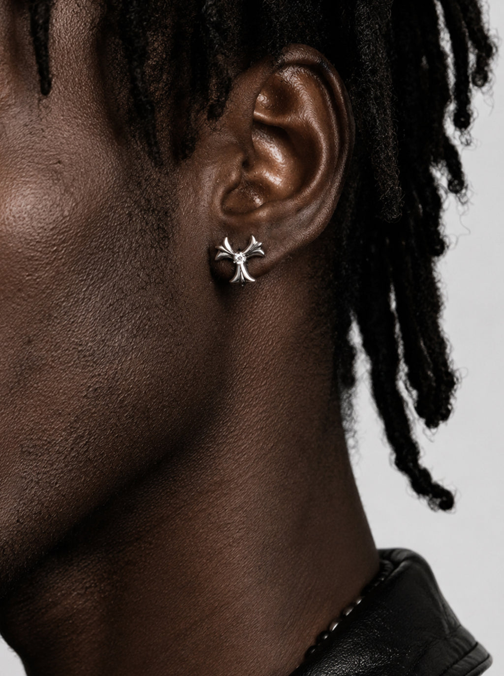 Petals ornament earrings
