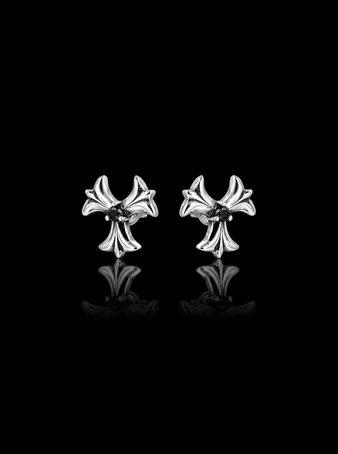 Petals ornament earrings (Oxidised)