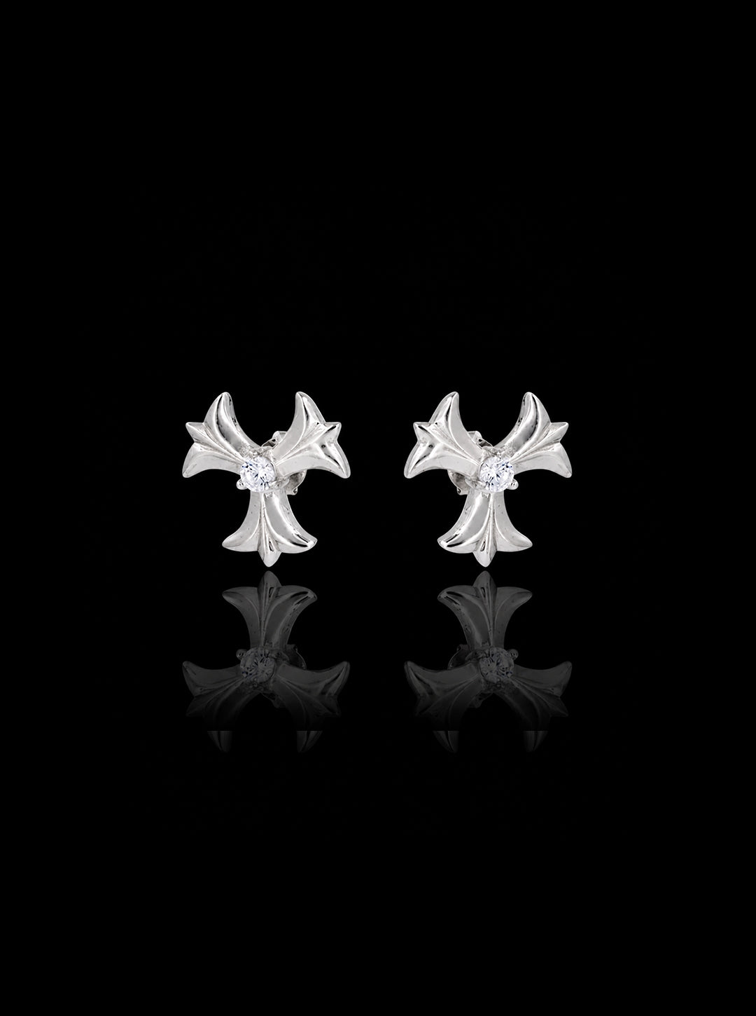 Petals ornament earrings