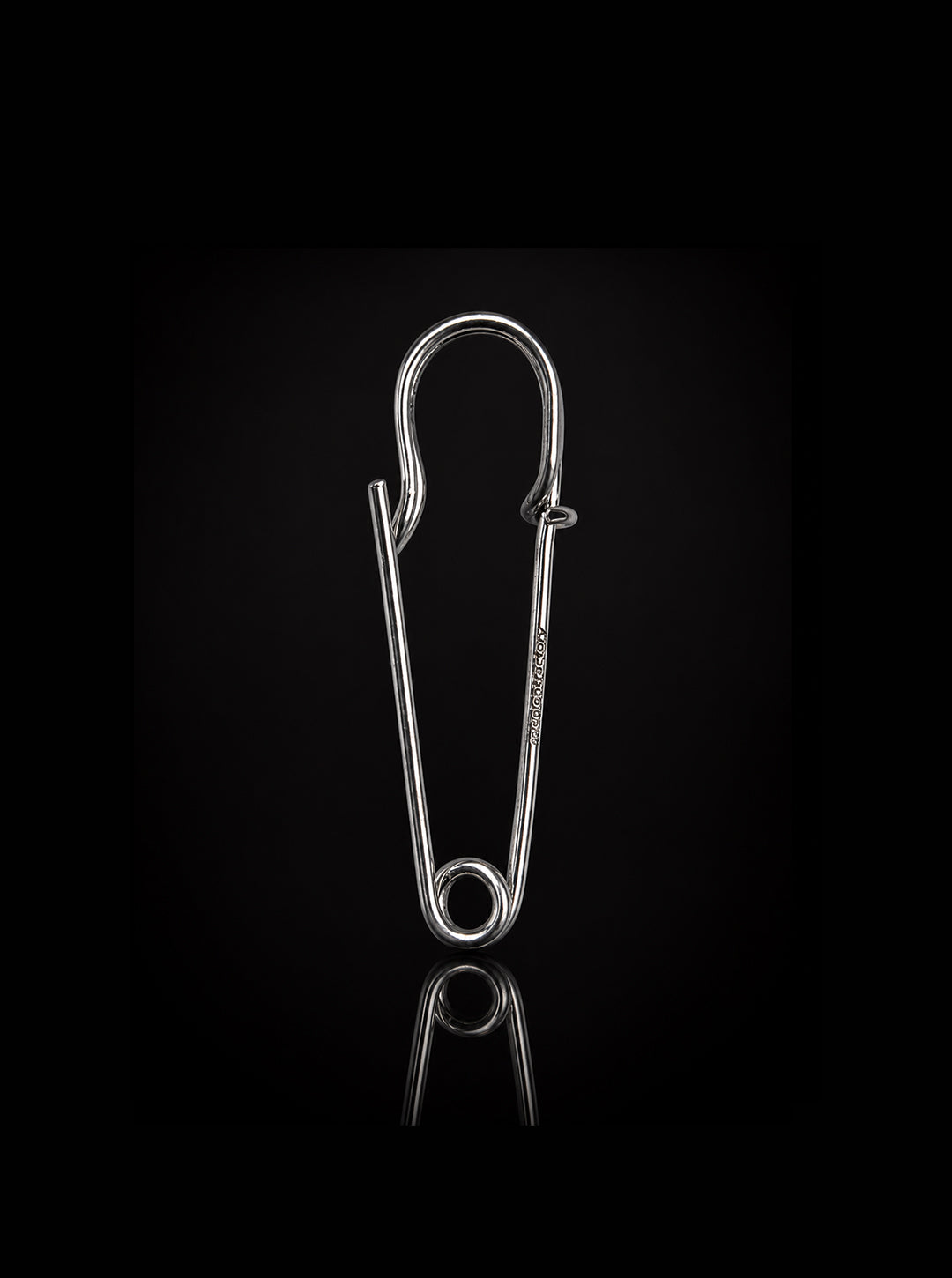Safety-pin earring