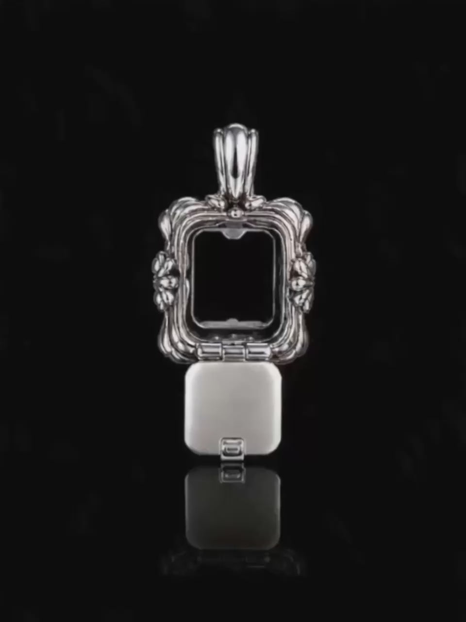 SIGNUM locket 吊墜