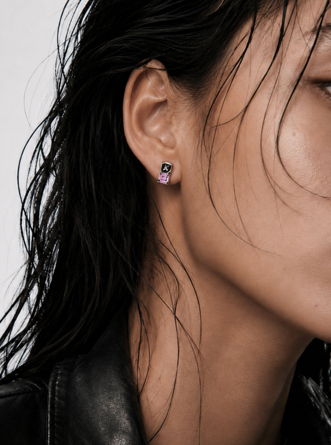 Screwbox earrings