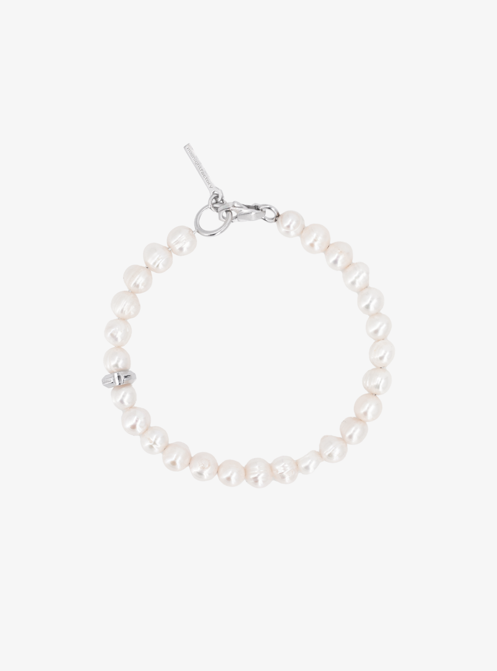 Chuck nut w/ freshwater pearls bracelet